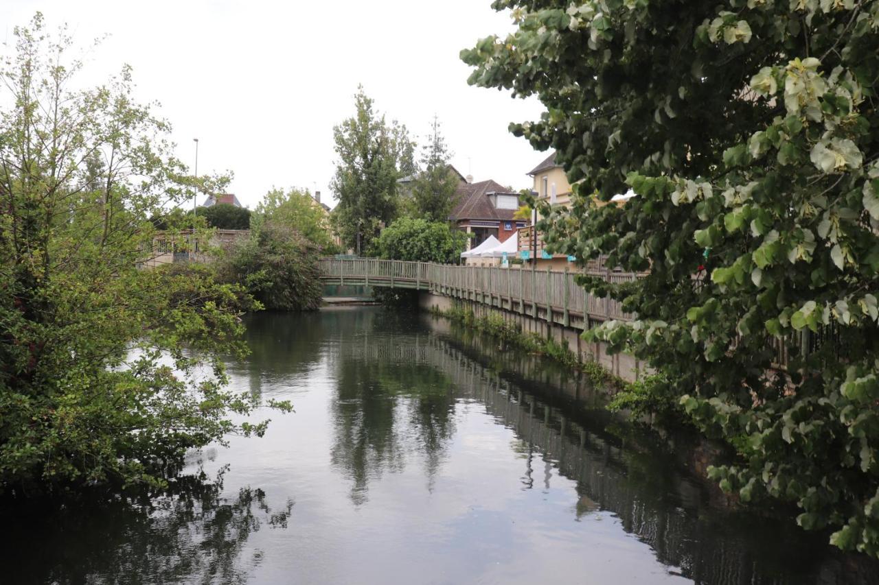 Le Risle - Hotel Montfort-sur-Risle Esterno foto